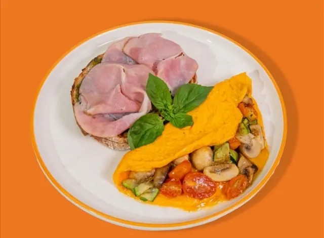 Zucchini & Ham Omelette